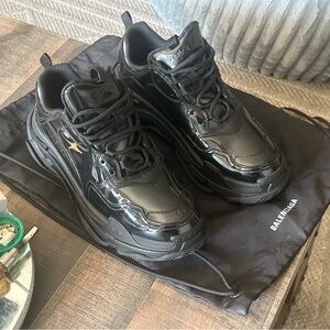 $1200 New Authentic Balenciaga Black Patent leather Triple S Sneakers 13D